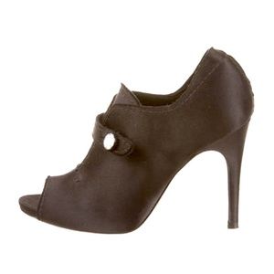 PEDRO GARCÍA - Satin Pump Open Toe Bootie US SZ 5 - Black